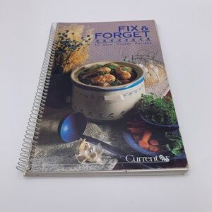 VINTAGE 1989 Wire bound Fix and Forget 50 SLOW COOKER Recipe book YUM!